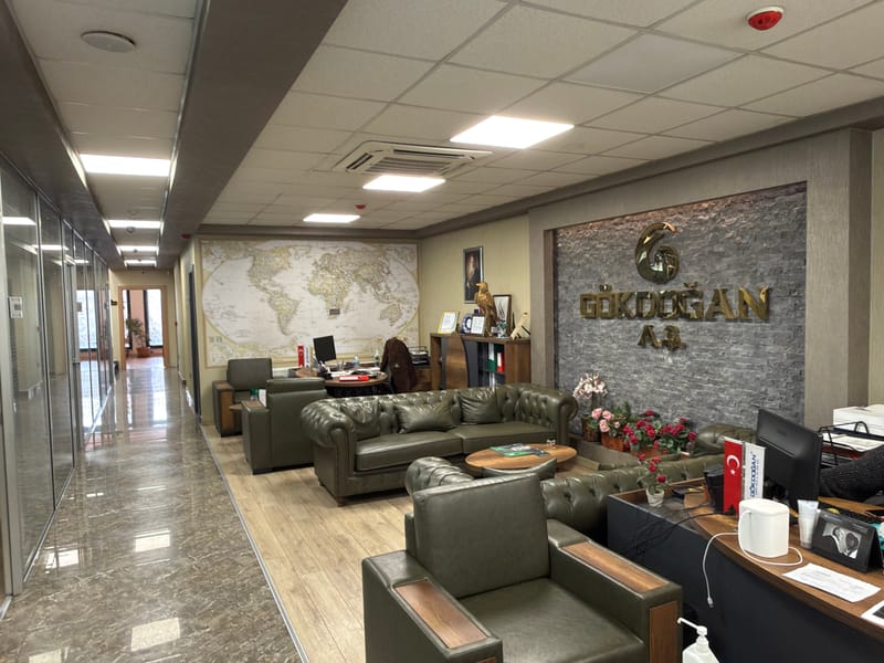 Gökdoğan uygulanan ofis alanı – Erbayraktar İç Mimarlık